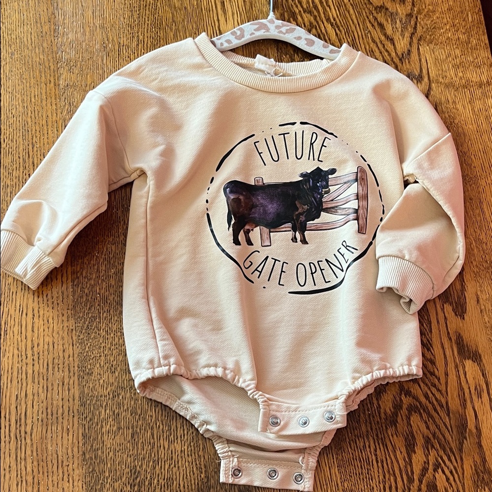 Future gate opener bubble romper